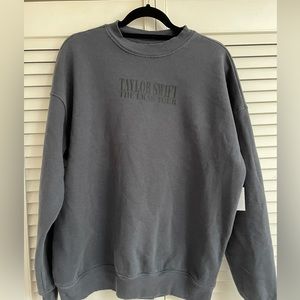 Taylor Swift Eras Tour blue crewneck sweatshirt w/international dates, NWT w/bag